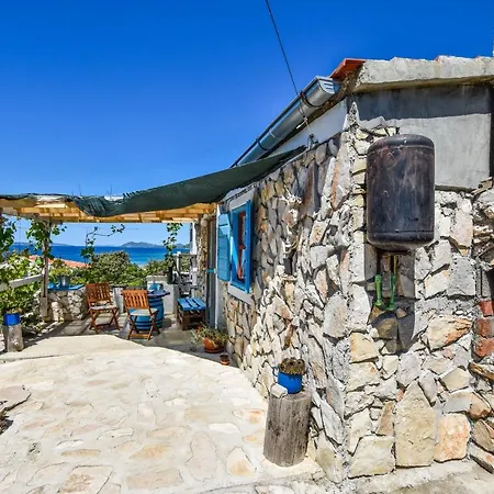 House Jonathan Neviđane