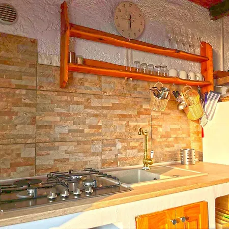 House Jonathan * Neviđane